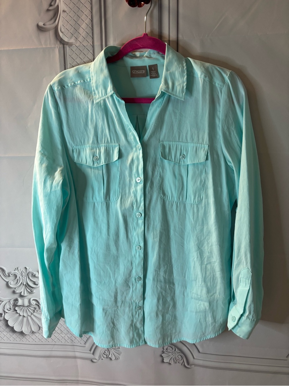 Chico's Lightweight Button-Down Aqua/Mint Green Shirt, Size 1/ 8 U.S.